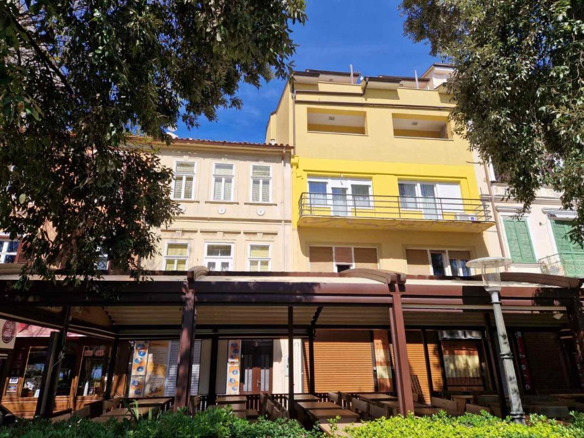 Rooftop Apartment Цриквеница Экстерьер фото